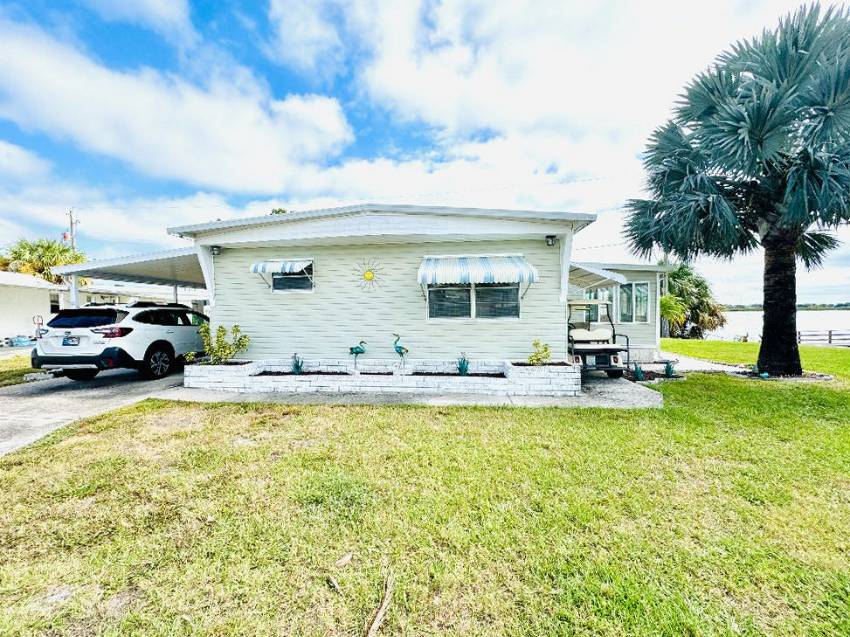 63 Temple Circle a Winter Haven, FL Mobile or Manufactured Home for Sale